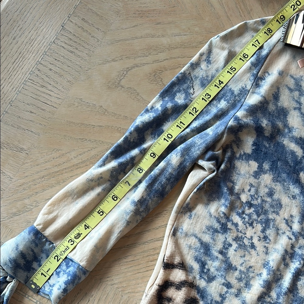 Roberto Cavalli, vintage Stylish Blue and Cream Women's Top - Picture 6 of 15